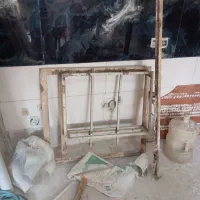 پنجره آهنی