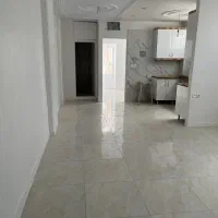 ۵۶ متر خیابان درختی