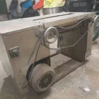خمیر پهن کن در حد نو کف قیمت گذاشتم