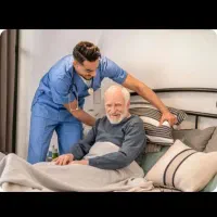 نیازمند پرستار خانم