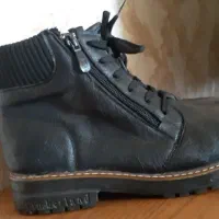 بوت چرم اصل سایز ۳۸ بسیار خوش پا