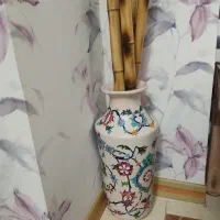 گلدان بزرگ همراه با  چوب بامبو