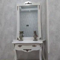اینه و شمعدانی در حدنو