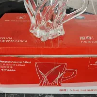 استکان و زیر سیگاری و سس خوری وماگ و بشقاب و خردکن