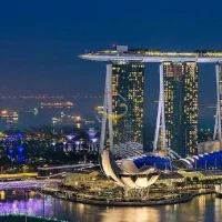 جذب نیرو با درآمد بالا و جای خواب و غذا و بیمه