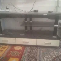 میز تلویزیون شیشه ای