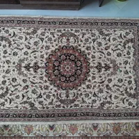 ۲ قالیچه و ۲ پادری تقریبا رایگان