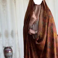 چادر مجلسی و لباس های نو