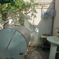 پمپ اب خانگی با تکر و لوله و نصبیات