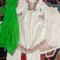 گل دوزی شده
