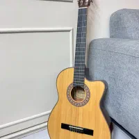 گیتار والنسیا اورجینال اسپانیایی