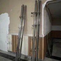 استند شیشه ای