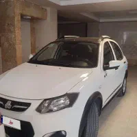 کوییک r سفید مشکی ۱۴۰۰