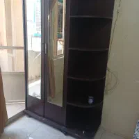 کمد دارای شلف