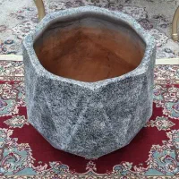 گلدان بزرگ ۸ ضلعی به همراه ست گلدان خاکستری