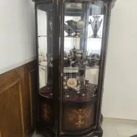 ویترین فاخر