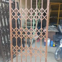 درب اکاردونی کار کرده