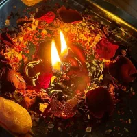 فقط فال آینه بینی