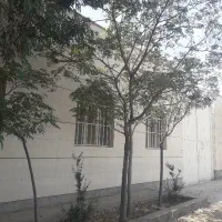 سوله ۱۵۰۰متری همراه با ۳۰۰متر باغ پسته