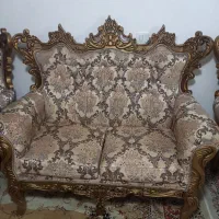 فروش مبل ومیز ناهار خوری ۴ نفره با  ۳ تا میز عسلی
