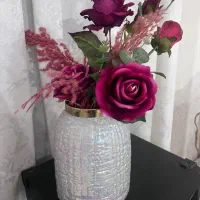 گل و گلدان