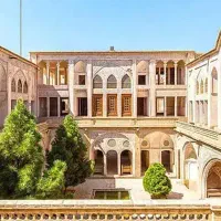 لیدر سفرهای شخصی تا چهارنفر