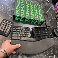 کیبورد و ماوس بی‌سیم مایکروسافت Sculpt Ergonomic