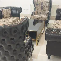 مبل چستر ۸ نفره چرمی|مبلمان خانگی و میز عسلی|قم, دانش|دیوار