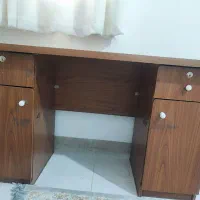 میز کامپیوتر و تحریر