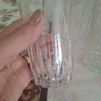 تنگ و ۵ عدد لیوان و ۲۰ عدد استکان خارجی
