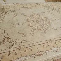 دو عدد فرش ۹ متری و تعدادی قالیچه و گلیم در حد نو