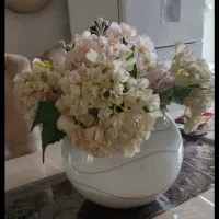 گلدان و گل مصنوعی خارجی