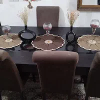 میز ناهار خوری ۸نفره شیک ومرتب با ۶صندلی