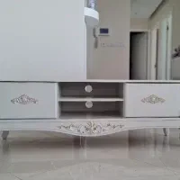 میز تلویزیون سفید