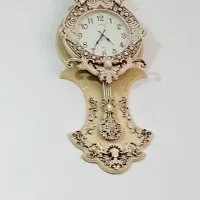 ساعت دیواری کاملا سالم