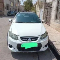 کوییک r