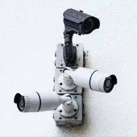 دوربین مداربسته + دزدگیر اماکن
