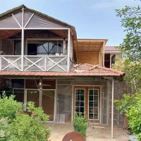 باغویلا استخردار نیمه دربست نزدیک تلکابین