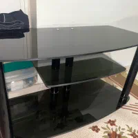 میز تلویزیون شیشه ای