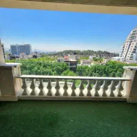 ۲۴۰ متر طبقه ۱۲ برج (دید ابدی شهر و کوه)