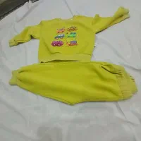 تعدادی لباس  ۴ سال ونیم ۷ سال