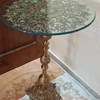 میز تمام برنزی