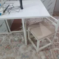 میز و صندلی
