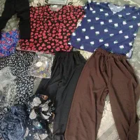 تعدادی لباس  زنانه