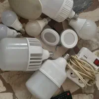 لامپ و پرژکتور