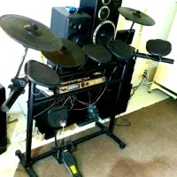 وی درام ALESIS  DM5