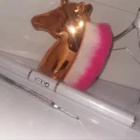 دستگاه کاشت ناخون