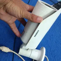 یک عدد دوربین مداربسته اصلی