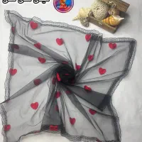 مینی‌ اسکارف‌ چهار‌ گوش