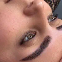 مرکز تخصصی فیبروز ابرو میکرو خط چشم دائم و بنمژه